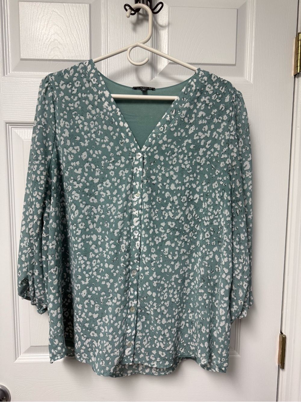 West Kei Teal Button-Front Floral Blouse